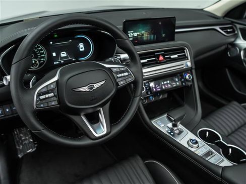 New 2026 Genesis G70 2.5T Prestige image 17
