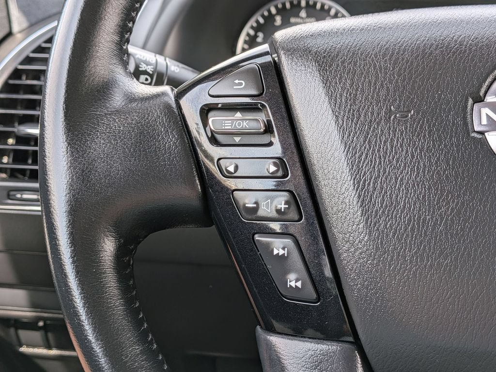 Used 2024 Nissan Armada SV AWD/4WD image 28