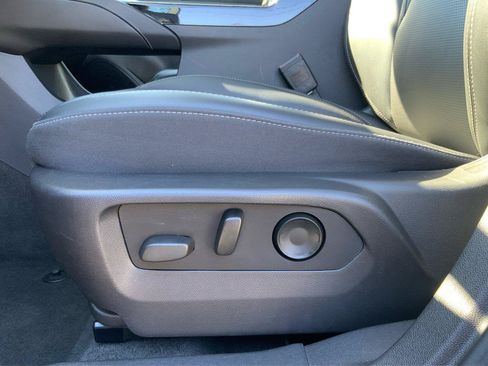 Used 2024 Buick Envision Preferred AWD/4WD image 17