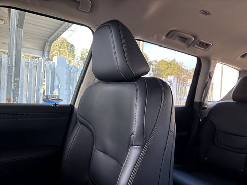 New 2026 Nissan Armada SV image 4