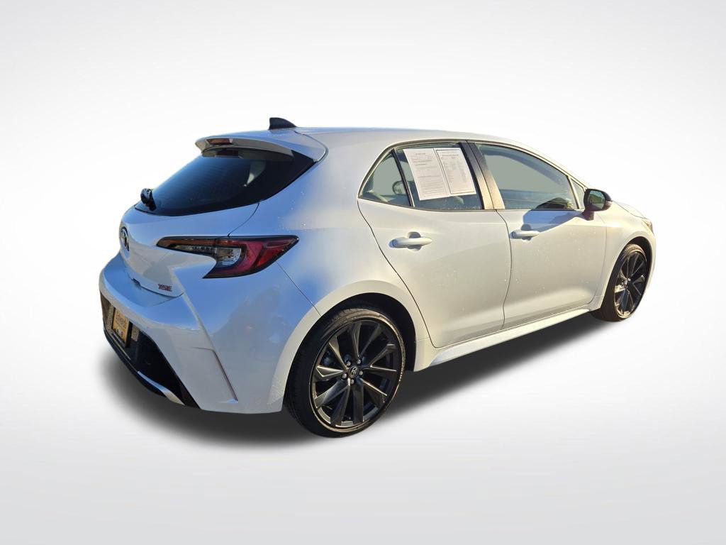 Used 2026 Toyota Corolla XSE FWD image 3
