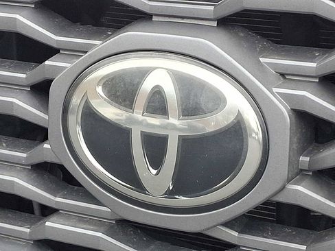 Used 2020 Toyota Tacoma TRD Sport image 29