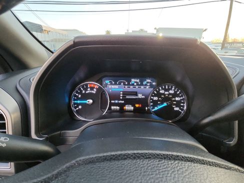 Used 2022 Ford F450 Platinum w/ FX4 Off-Road Package image 10