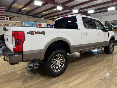 Used 2018 Ford F250 King Ranch w/ King Ranch Ultimate Package AWD/4WD image 5