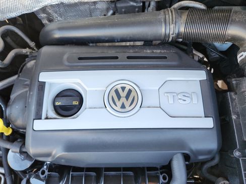 Used 2017 Volkswagen Tiguan Wolfsburg Edition AWD/4WD image 21