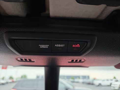 Used 2023 Jeep Gladiator Mojave AWD/4WD image 21