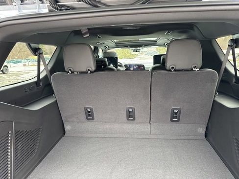 New 2026 Chevrolet Suburban High Country AWD/4WD image 53