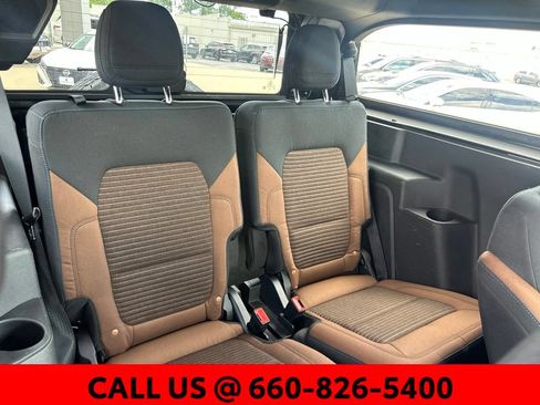 Used 2021 Ford Bronco Outer Banks AWD/4WD image 7
