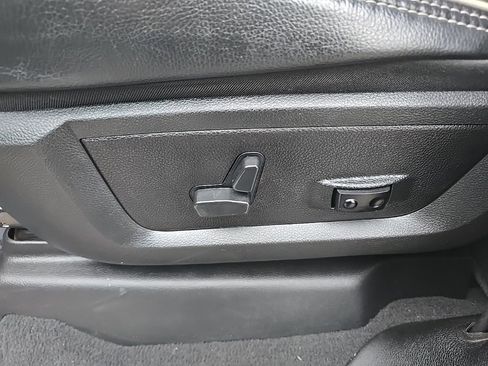 Used 2024 RAM 2500 Laramie w/ Night Edition image 21