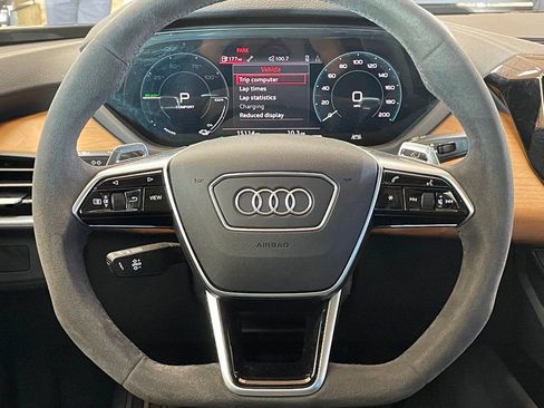 Used 2023 Audi e-tron GT Premium Plus image 24