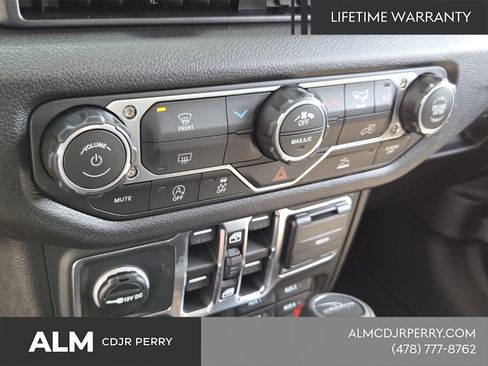 New 2026 Jeep Gladiator Sport image 21