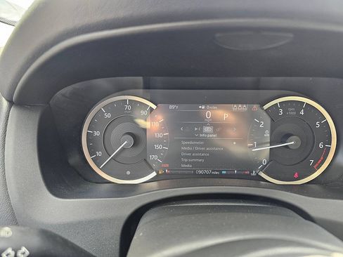 Used 2020 Jaguar XE S RWD image 11