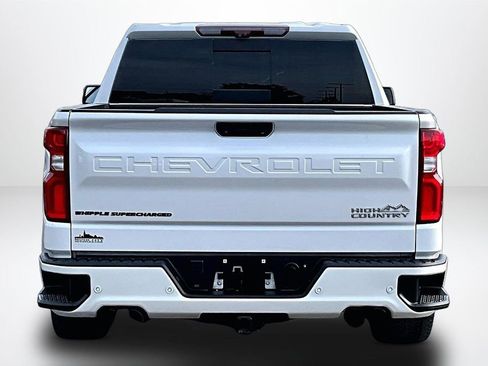 Used 2021 Chevrolet Silverado 1500 High Country w/ Technology Package AWD/4WD image 7