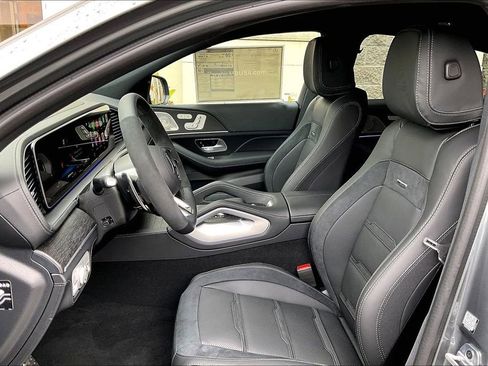 New 2026 Mercedes-Benz GLE 53 AMG 4MATIC Coupe image 9