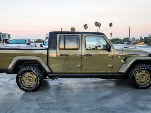 New 2026 Jeep Gladiator Willys AWD/4WD image 13
