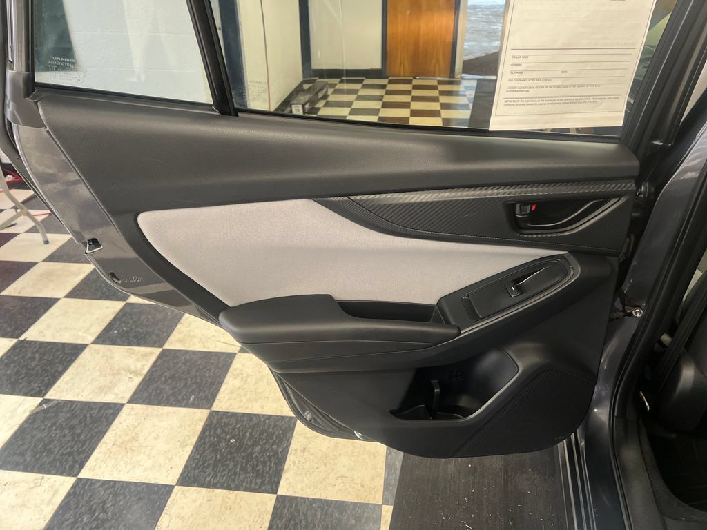 Used 2020 Subaru Crosstrek 2.0i Premium AWD/4WD image 34