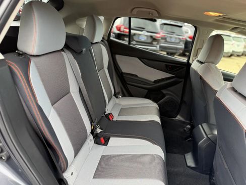 Used 2023 Subaru Crosstrek 2.0i Premium image 17
