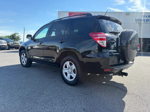 Used 2011 Toyota RAV4 4WD V6 w/ Tow Prep Pkg image 4