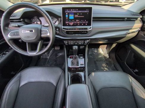 Certified 2022 Jeep Compass Trailhawk w/ Trailhawk Convenience Group AWD/4WD image 17
