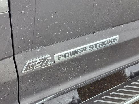 Used 2017 Ford F250 Lariat w/ Lariat Value Package AWD/4WD image 13
