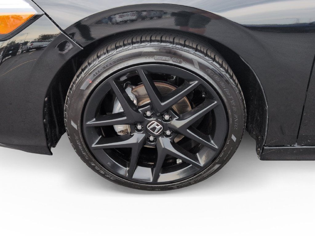 Used 2025 Honda Civic Sport image 27
