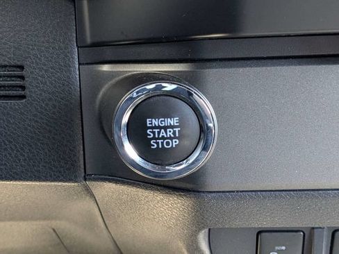Used 2022 Toyota Tacoma TRD Off-Road w/ Technology Package RWD image 28