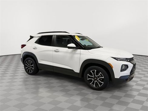 Certified 2022 Chevrolet TrailBlazer ACTIV image 13