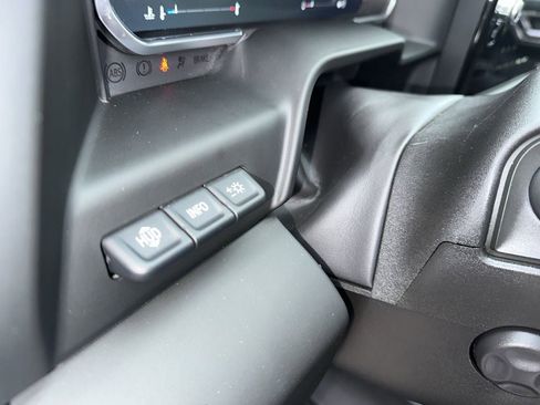 Used 2023 GMC Sierra 1500 AT4 w/ Technology Package image 15