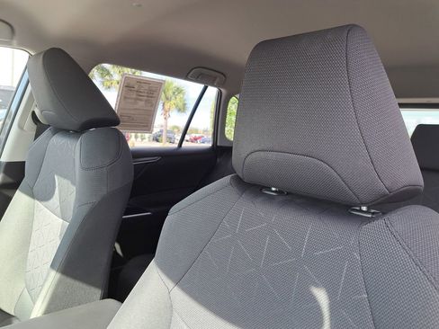 Certified 2020 Toyota RAV4 XLE image 16