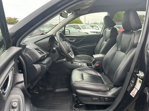Used 2019 Subaru Forester Touring image 15