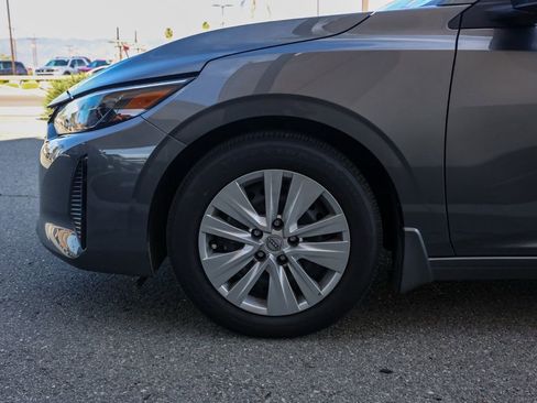 Used 2025 Nissan Sentra S image 11