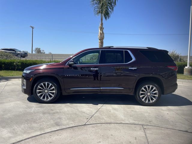 Used 2023 Chevrolet Traverse Premier FWD image 5