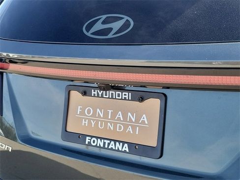 New 2025 Hyundai Tucson Limited image 24