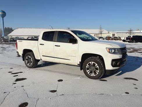 Used 2021 Chevrolet Colorado Z71 w/ Safety Package image 2