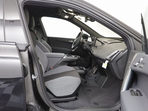 New 2026 BMW iX xDrive60 w/ M Sport Package image 21