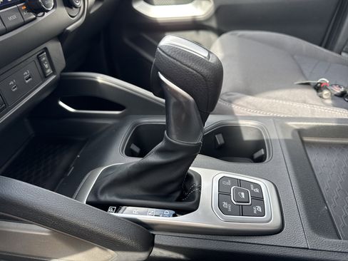 New 2026 Nissan Frontier SV w/ SV Convenience Package image 21