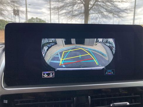 Used 2023 Lexus GX 460 Premium w/ Premium Package image 15