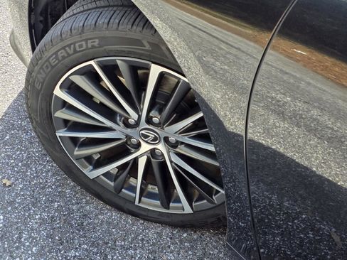 Used 2023 Lexus ES 350 w/ Premium Package image 33