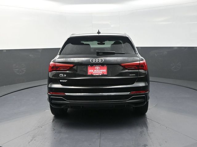 Used 2025 Audi Q3 2.0T Premium AWD/4WD image 7
