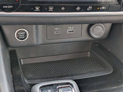 Used 2023 Nissan Rogue SV image 23