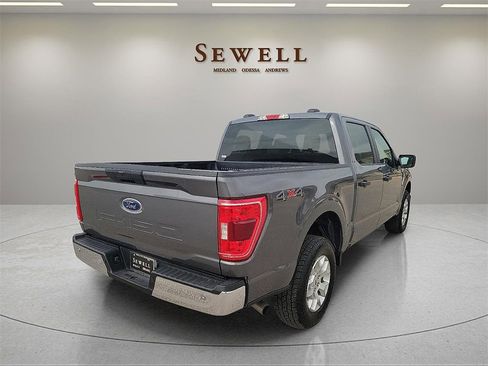 Used 2023 Ford F150 XLT image 5