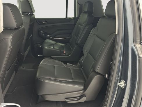 Used 2020 GMC Yukon XL SLT image 25