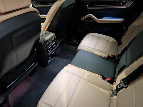 New 2026 Porsche Cayenne S image 23