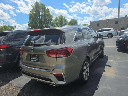Used 2019 Kia Sorento SX w/ SX Touring Package FWD image 2