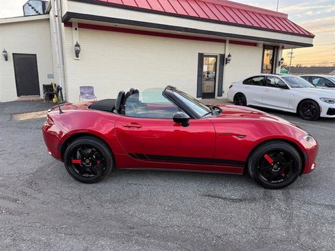 Used 2016 MAZDA MX-5 Miata Club image 14