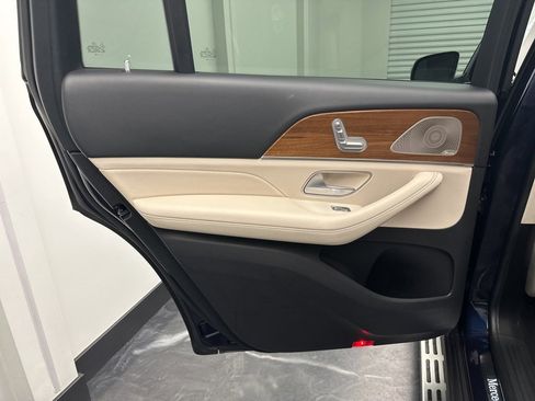 Used 2022 Mercedes-Benz GLS 450 GLS 450 AMG image 15
