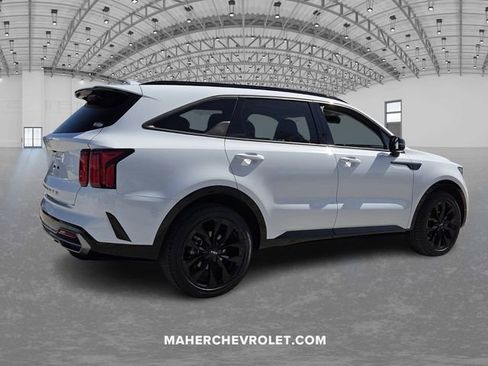 Used 2022 Kia Sorento SX image 7