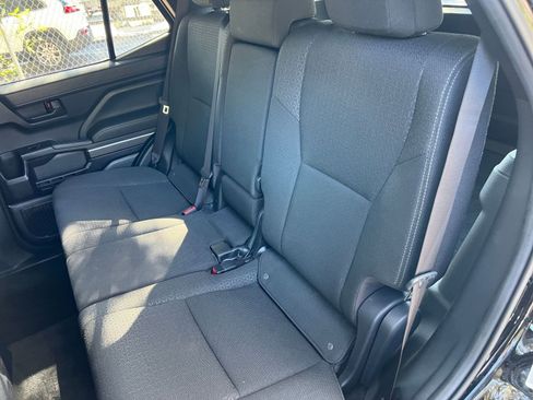 Used 2025 Toyota 4Runner SR5 image 31