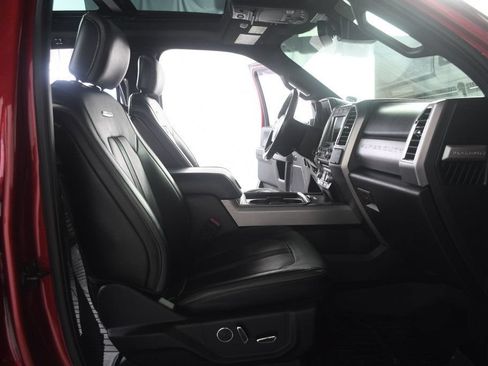 Used 2018 Ford F250 Platinum w/ Platinum Ultimate Package AWD/4WD image 26