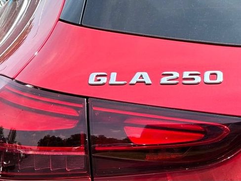 New 2026 Mercedes-Benz GLA 250 4MATIC image 11